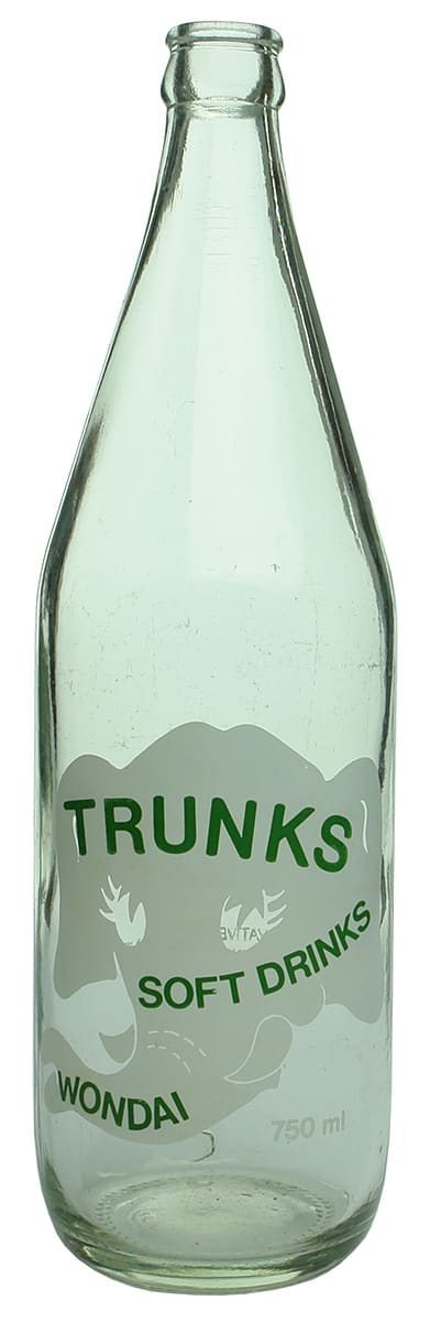 Trunks Soft Drinks Wondai Ceramic Label Crown Seal