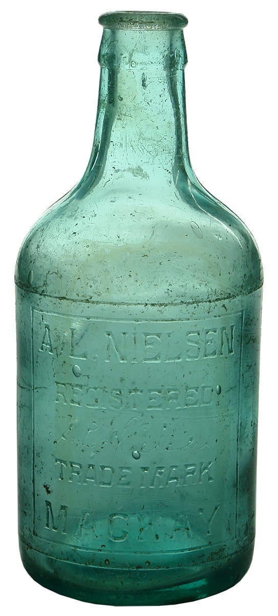 Nielsen Mackay Dumpy Crown Seal Bottle