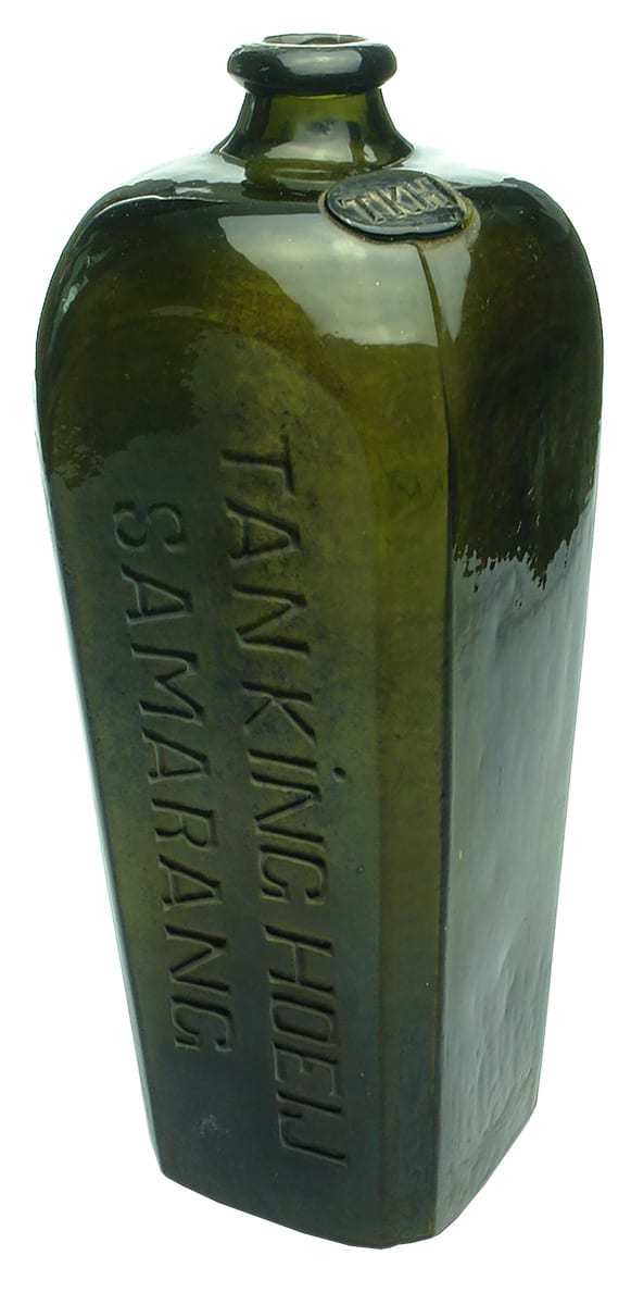 Tan King Hoeij Samarang Antique Gin Bottle