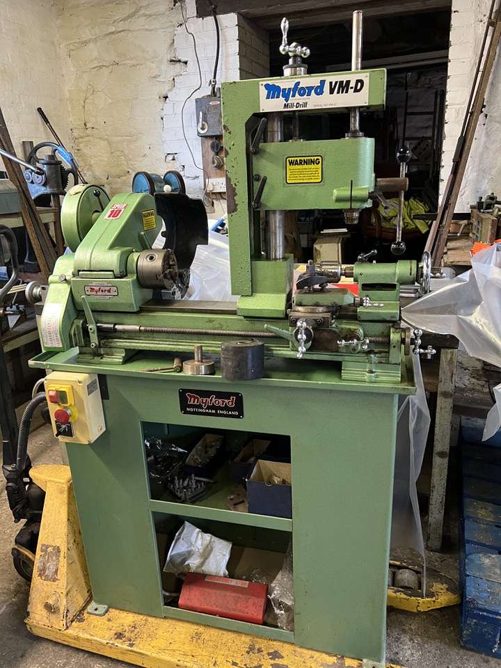 Selection of Superb Single & 3 Phase Engineering Machinery No VAT on Hammer
