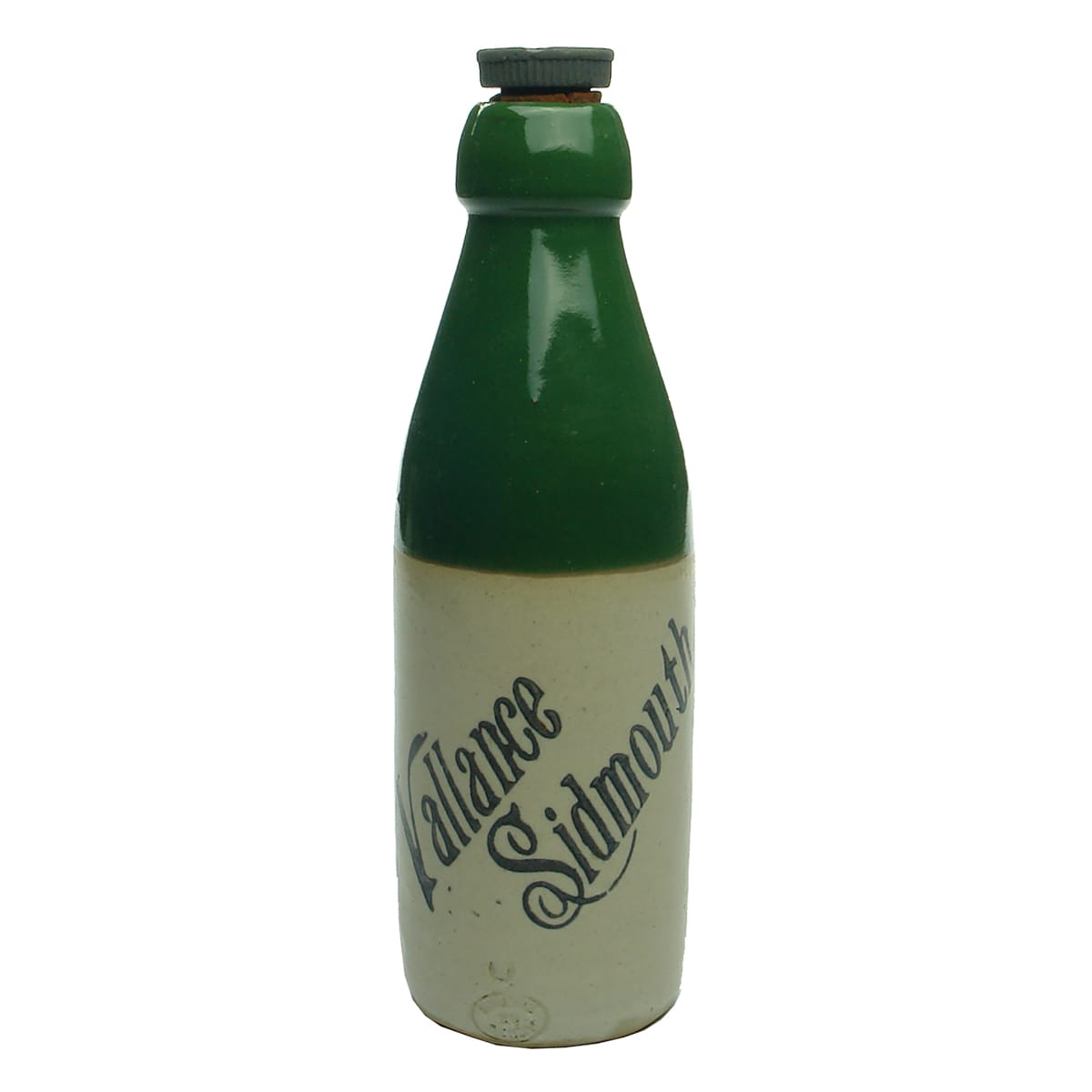 Ginger Beer. Vallance, Sidmouth. Green Top. Internal Thread. 10 oz. (UK)