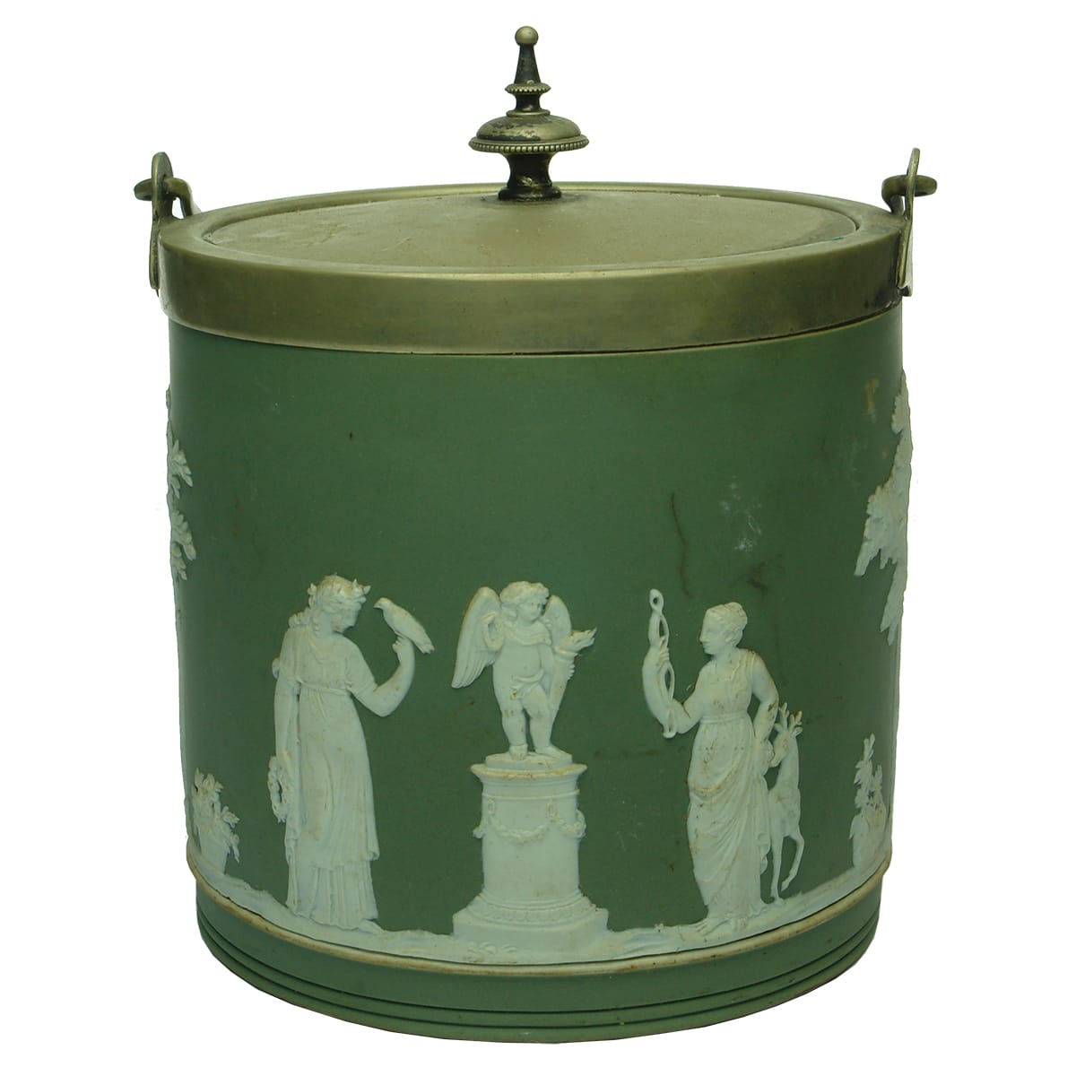 Pottery. Wedgwood Jasperware Tobacco Humidor, green.