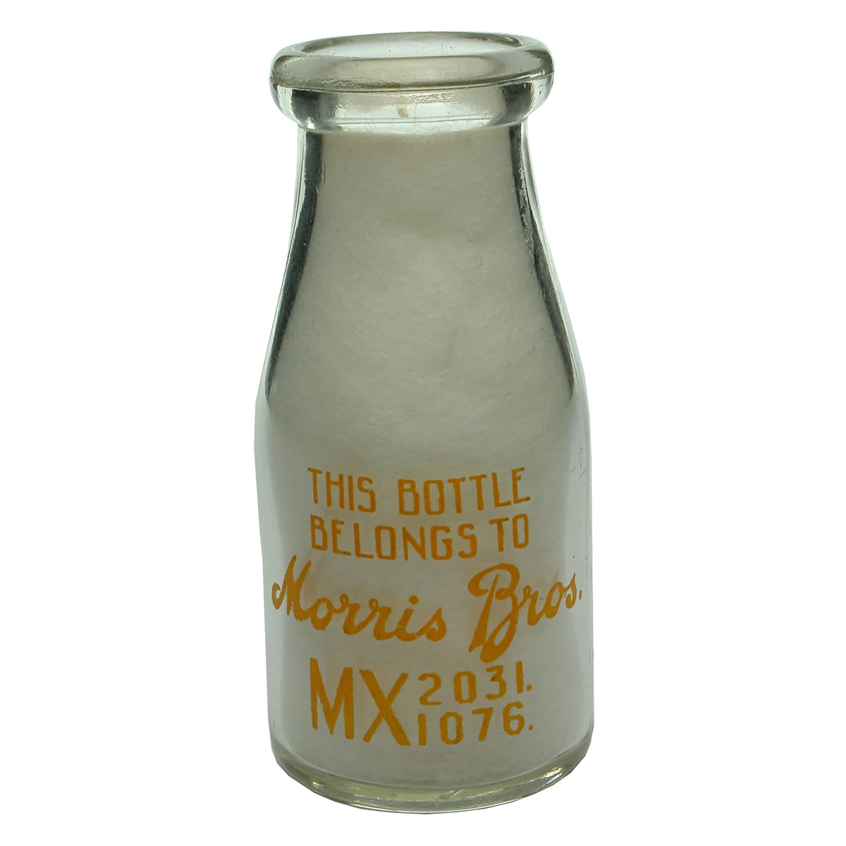 Milk. Morris Bros. Wad lip. Ceramic label. 1/2 Pint. (Victoria)