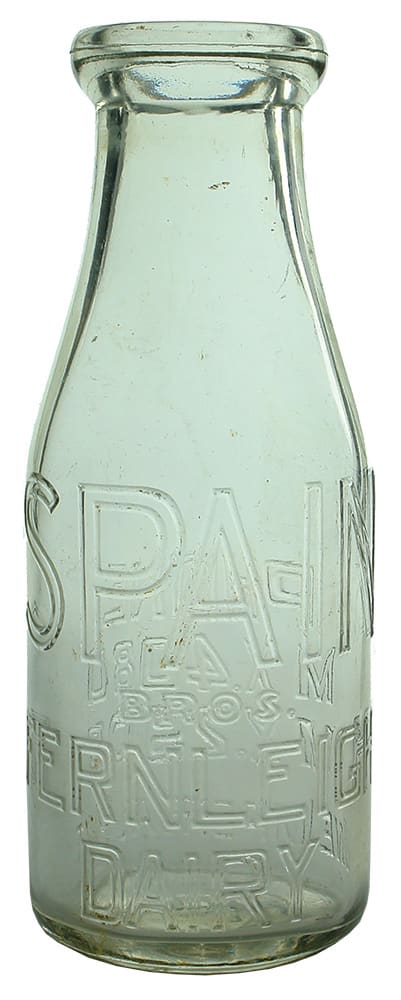 Spain Fernleigh Dairy Port Melbourne Milk Bottle