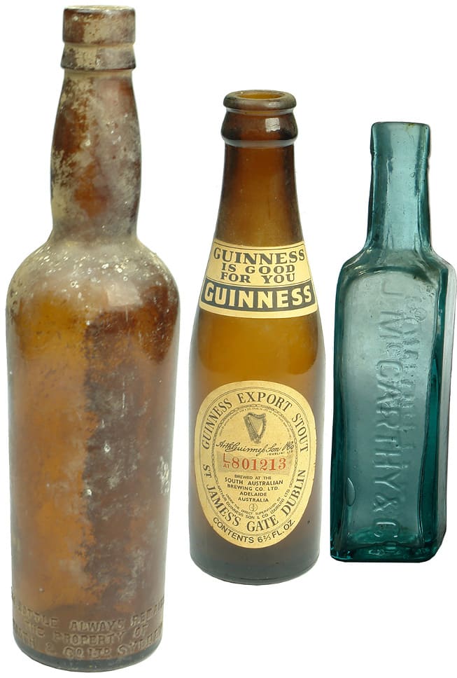 Collection Antique Bottles