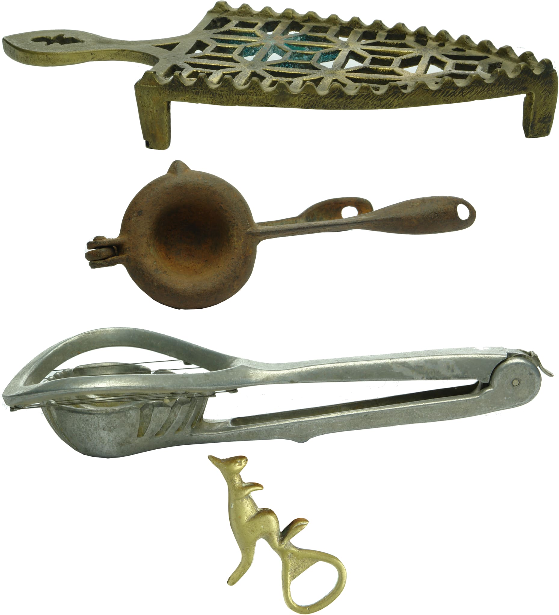 Four metal kitchen items