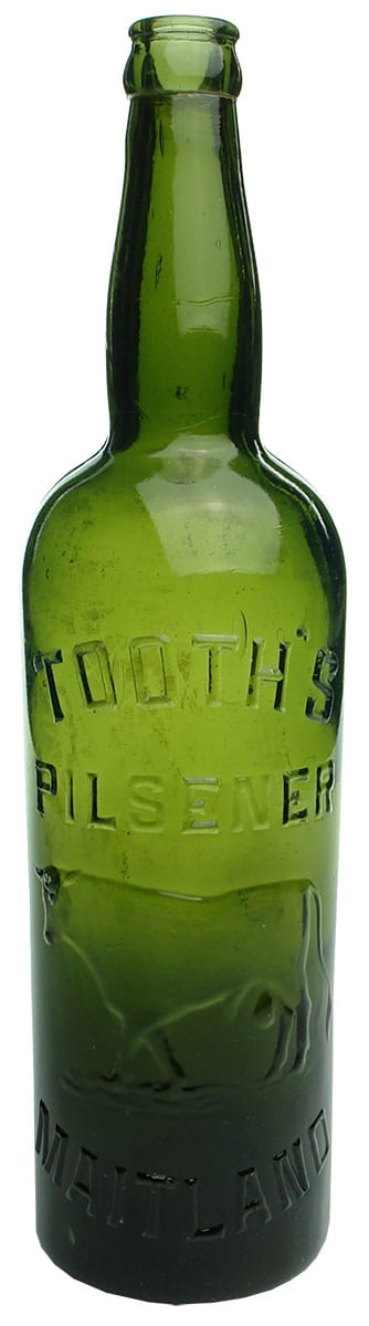 Tooth's Pilsener Maitland Crown Seal Beer Bottle