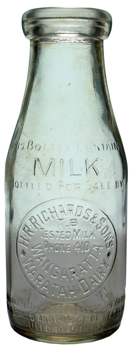 Richards Waratah Dairy Wangaratta Pint Milk Bottle