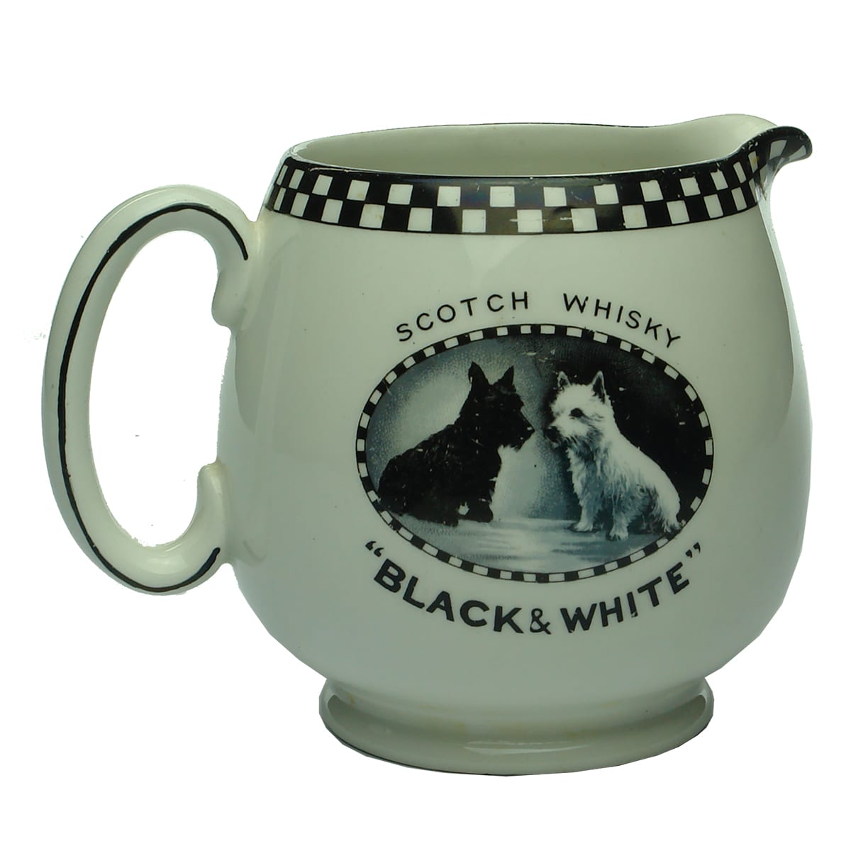 Whisky. Black & White Scotch Whisky. Two Dogs. Shelley. Water Jug.