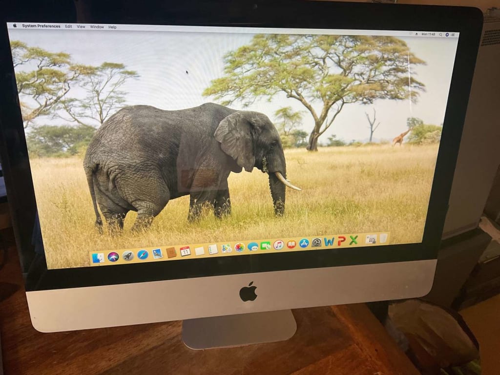 AIO PCs, Laptops, Apple iMacs, Macbooks, Mac Pro’s & more, due to Office Clearances | No VAT on Hammer