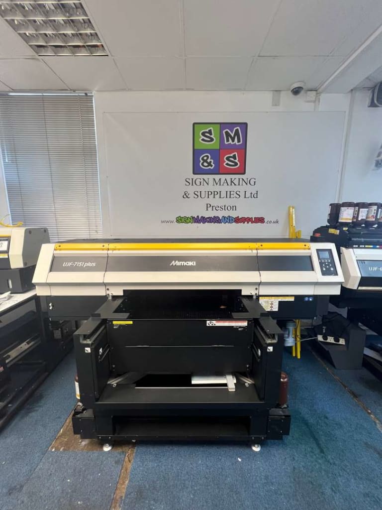 Large Format Digital Printers to include Mimaki, Roland & more, on behalf of Sign Making Company | Loading Available