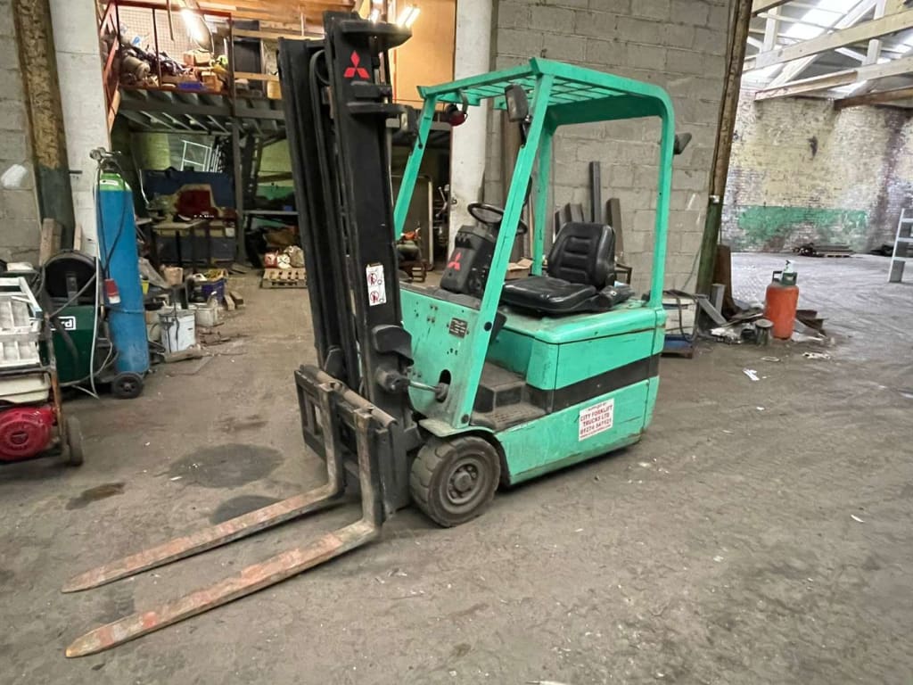 Mitsubishi Electric Forklift, Lansing Henley Side Loader & more, due to Business Restructure | Loading Available