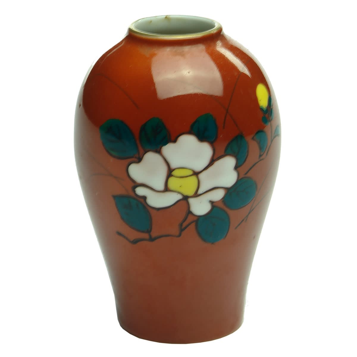 Chinese. Small tea vase with enamelled flowers.