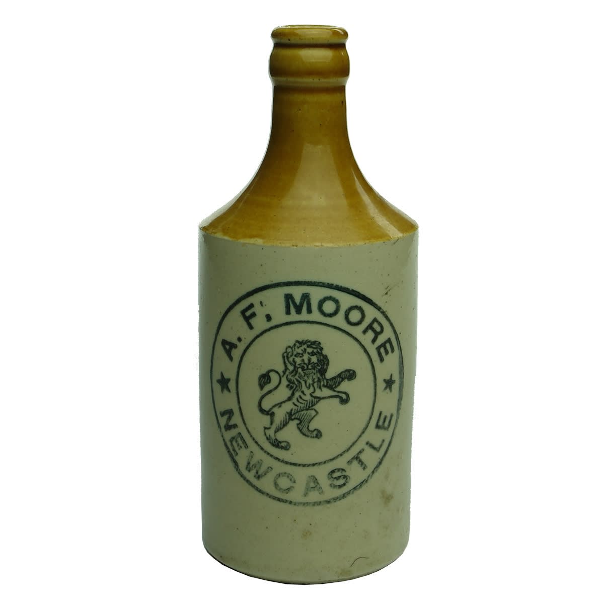 Ginger Beer. A. F. Moore, Newcastle. Crown Seal. Mauri Bros. & Thomson. (New South Wales)