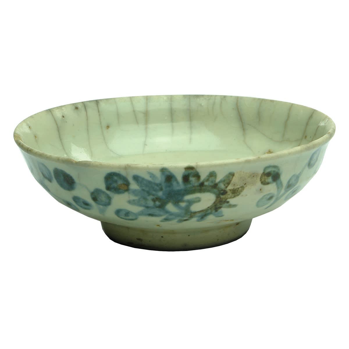 Chinese Blue & White Bowl. Early looking with Floral & Berry pattern.