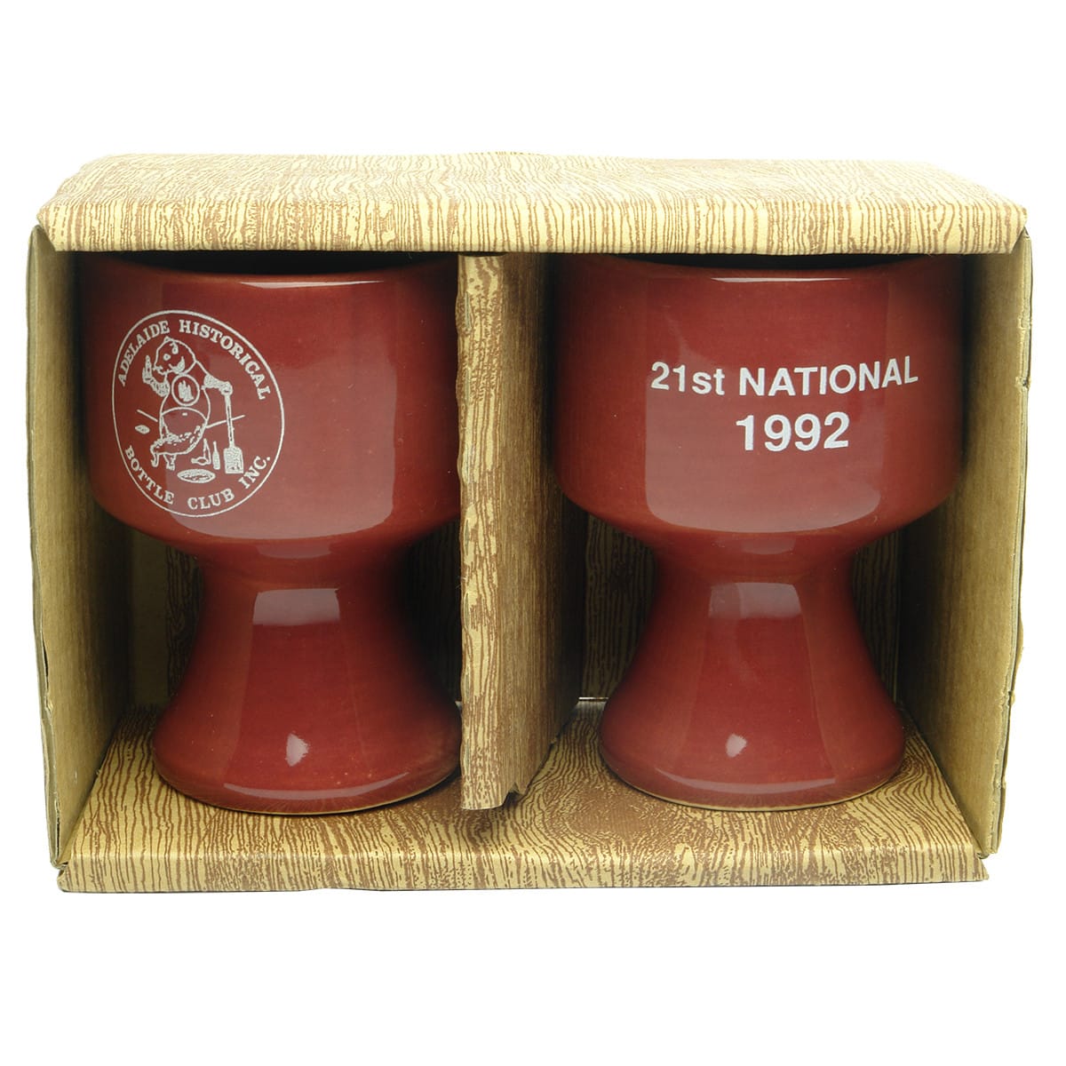 Pair of small ceramic mugs in original presentation box. Adelaide Historical Bottle Club 21st National 1992. Elischer Australia.