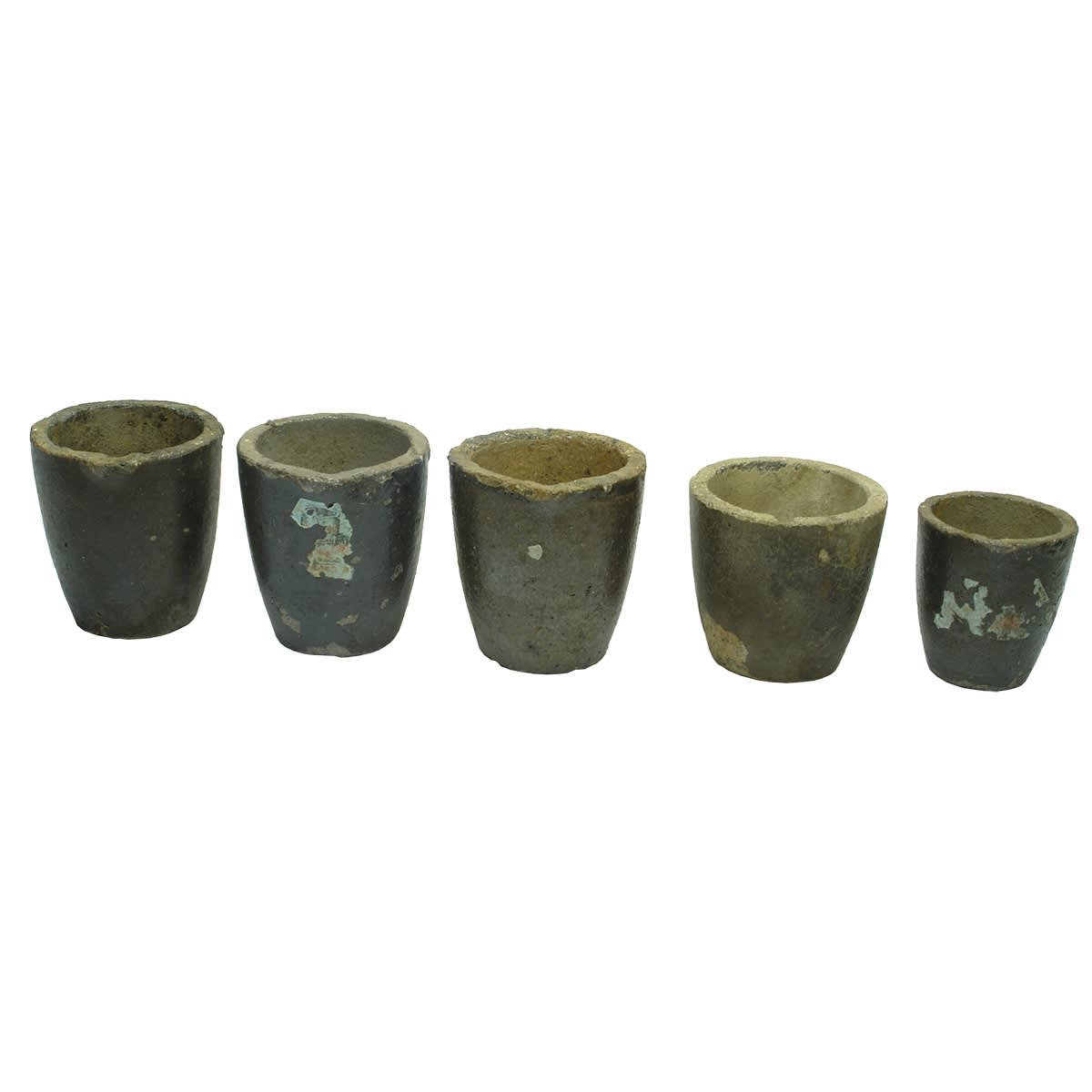 Pottery. Five Patent Plumbago Crucible Co, Battersea, London Crucibles.