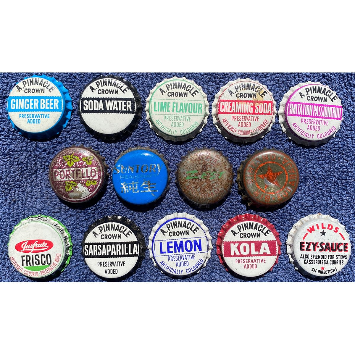 14 Crown Seal Caps: Mostly Generic Pinnacle, Jusfrute plus Bintang; Suntory & Ezy Sauce.