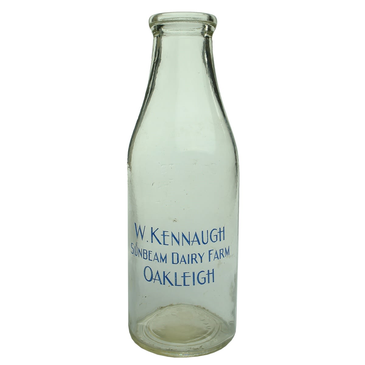 Milk. W. Kennaugh, Sunbeam Dairy Farm, Oakleigh. Wad lip. Blue Print. Tall Quart. (Victoria)