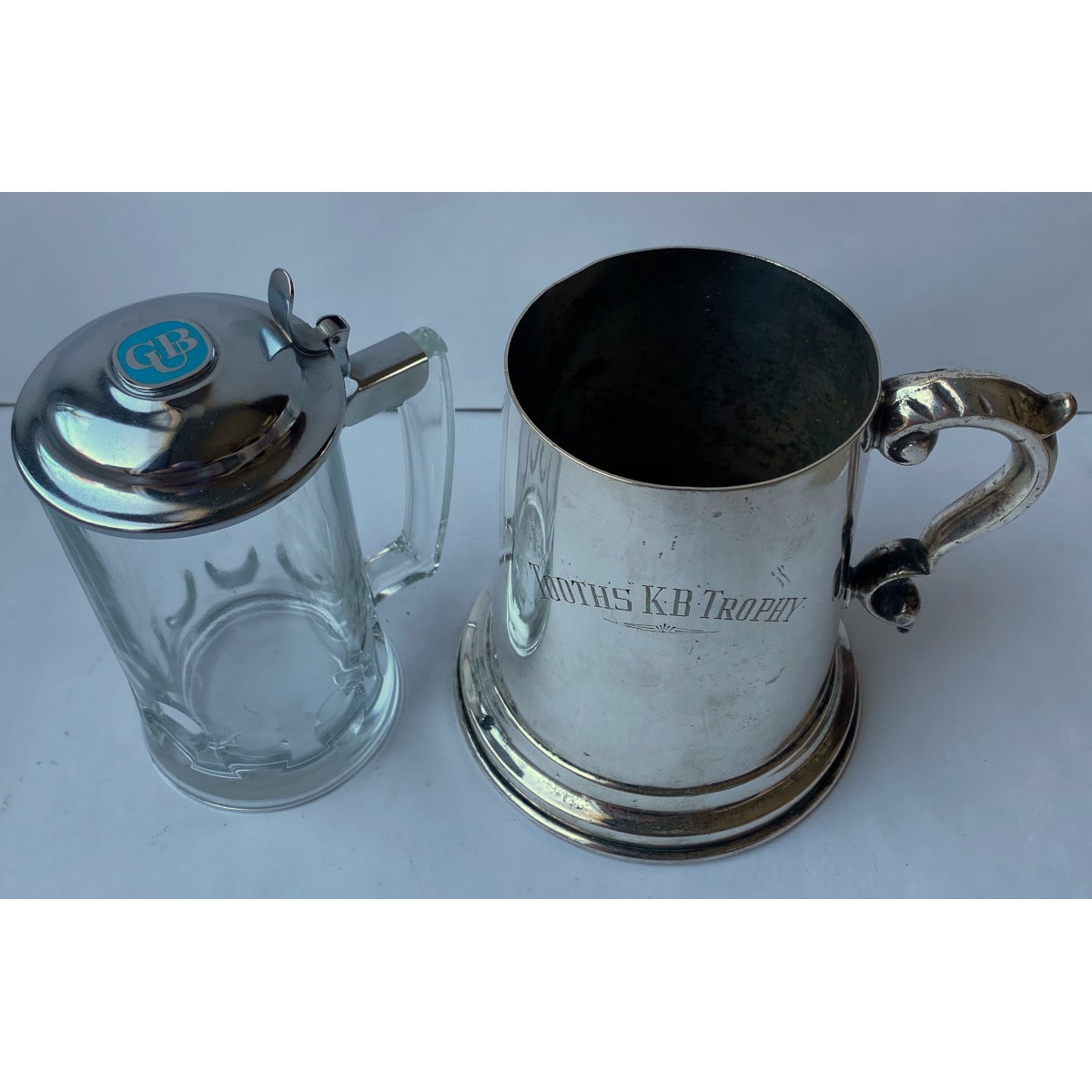 2 Handled Beer Mugs: Tooth's KB Trophy and Glass with chrome finished lid and CUB (Carlton & United Breweries) Badge.