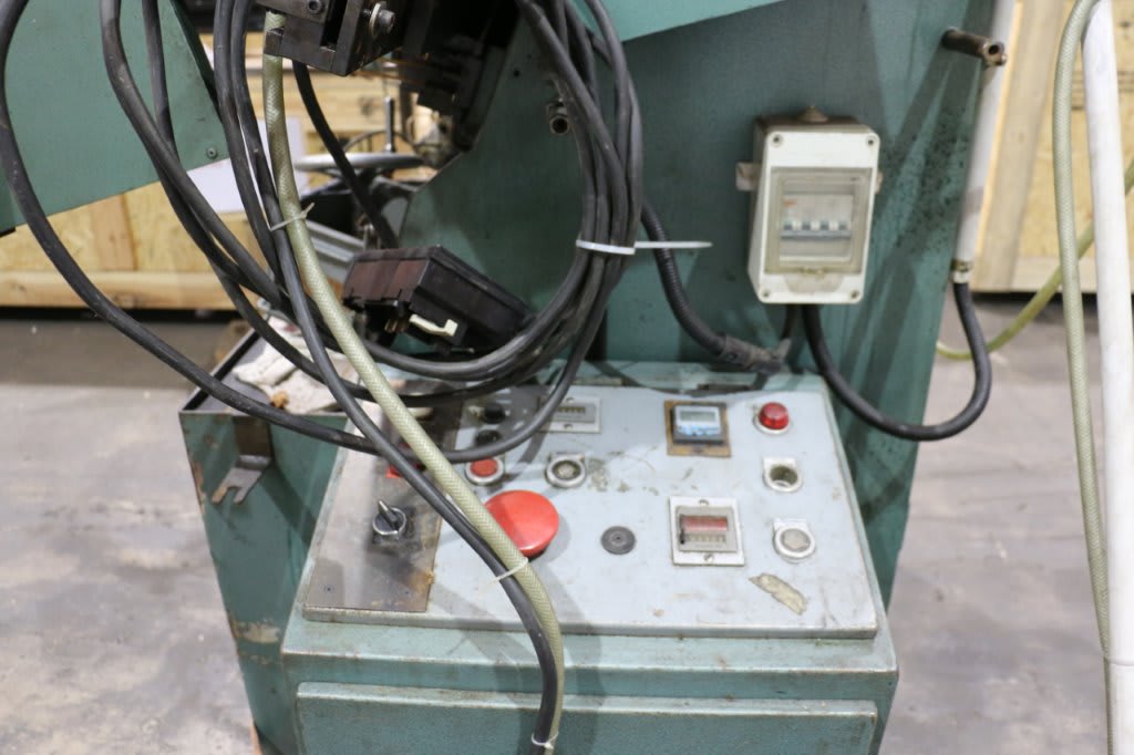 CM4038-11.jpg