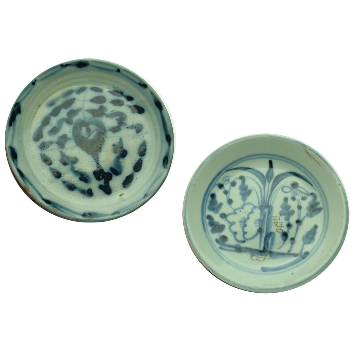 Chinese. Pair of Grey and Blue Small Chinese Dishes. (China)