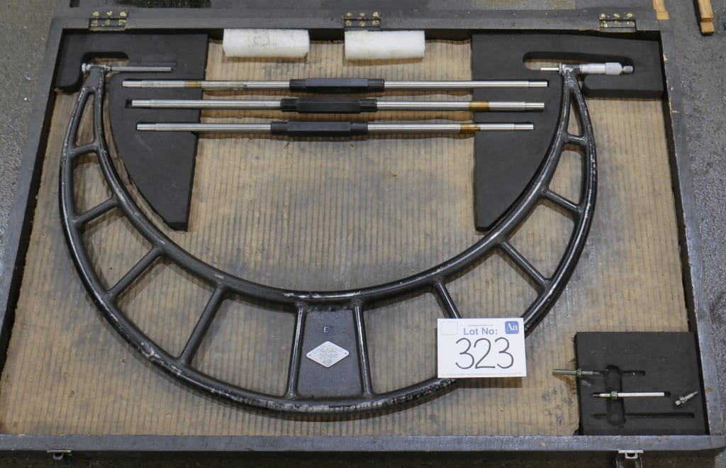 323-00.JPG