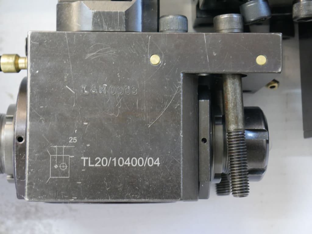 22F-10.JPG