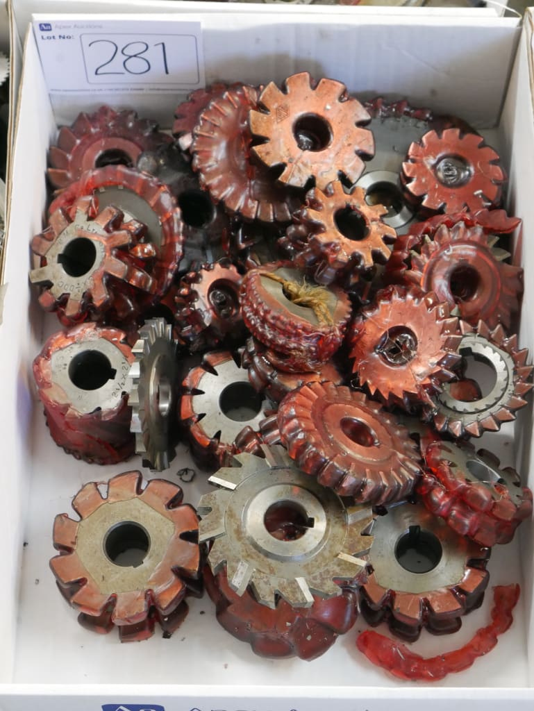 281-00.JPG