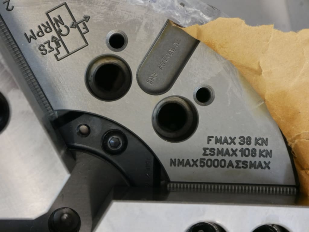 22M-15.JPG