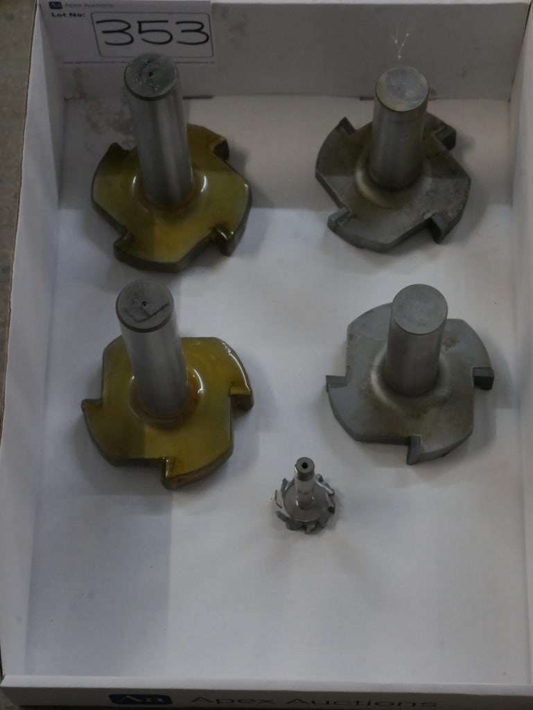 353-00.JPG