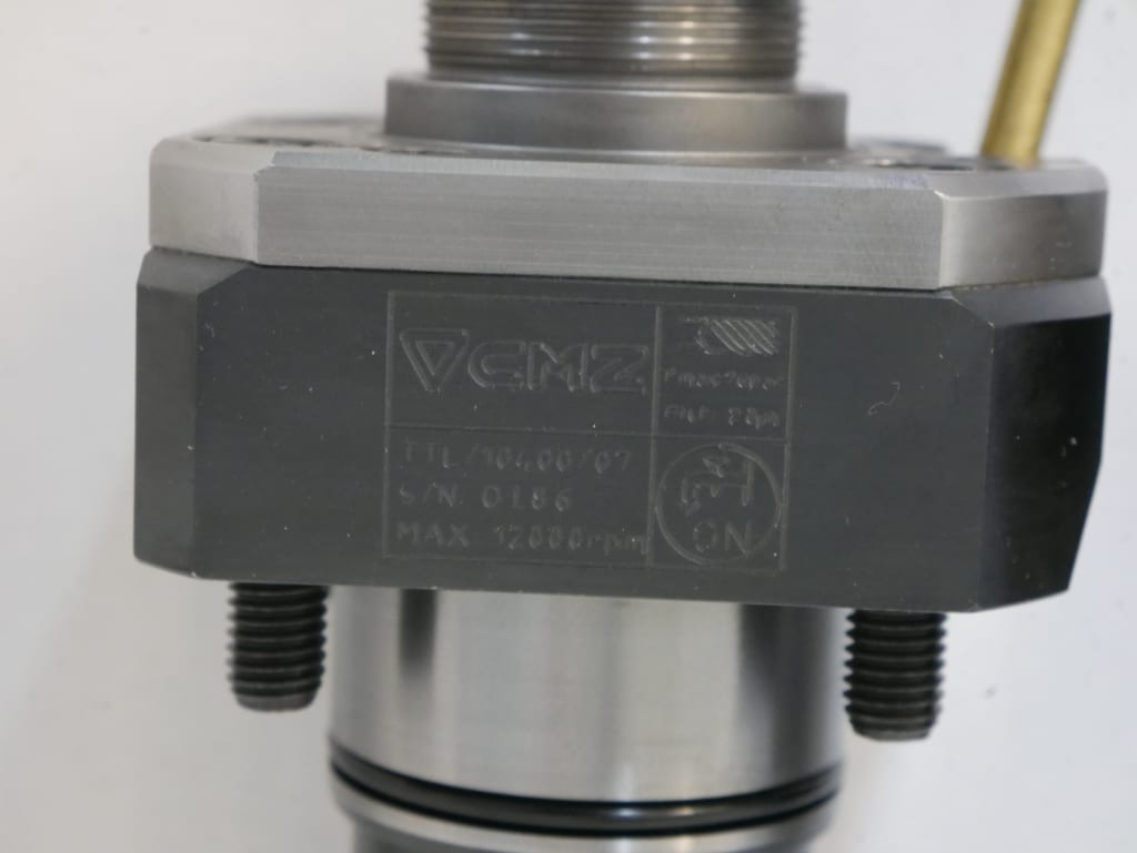22D-05.JPG