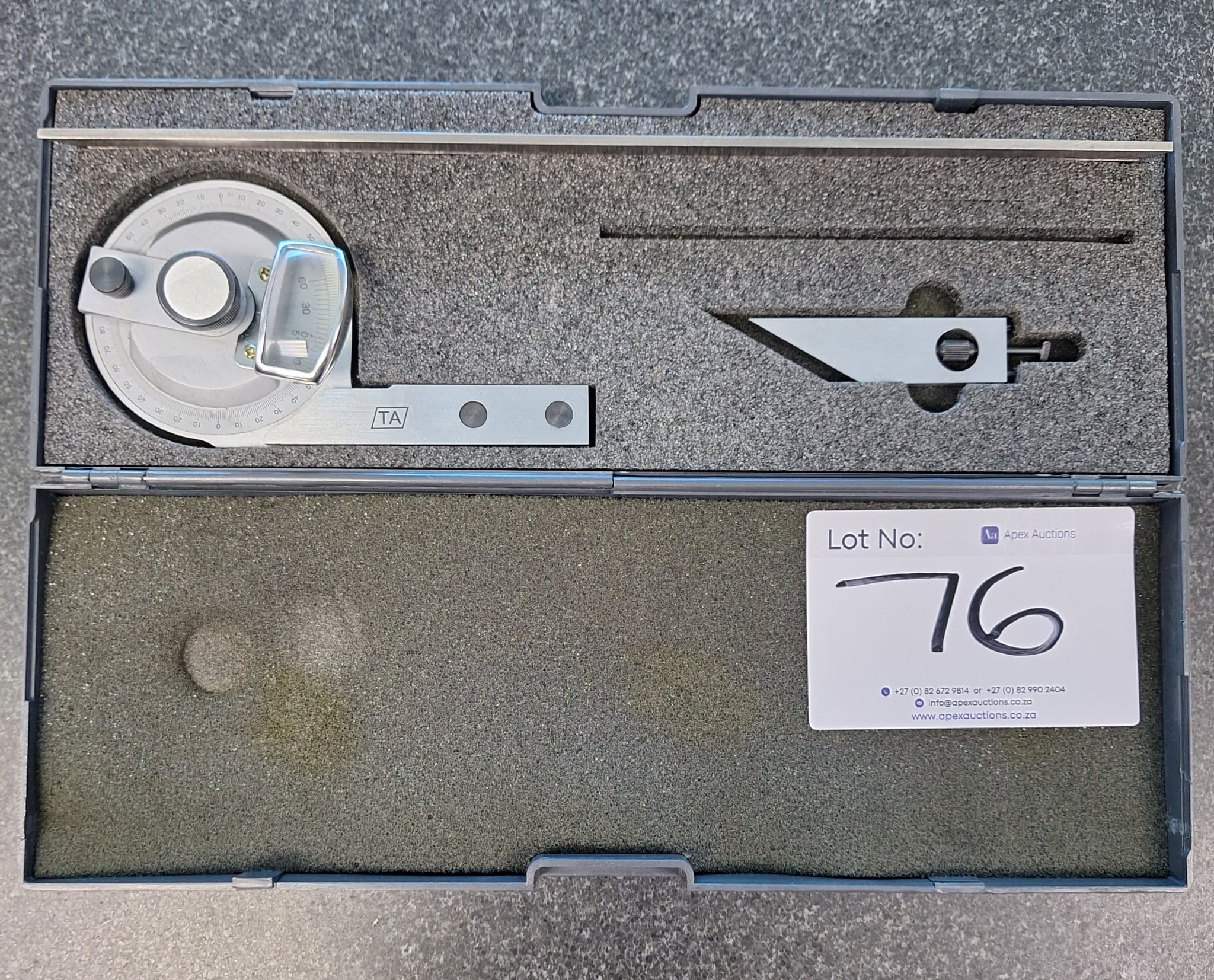 76.jpg