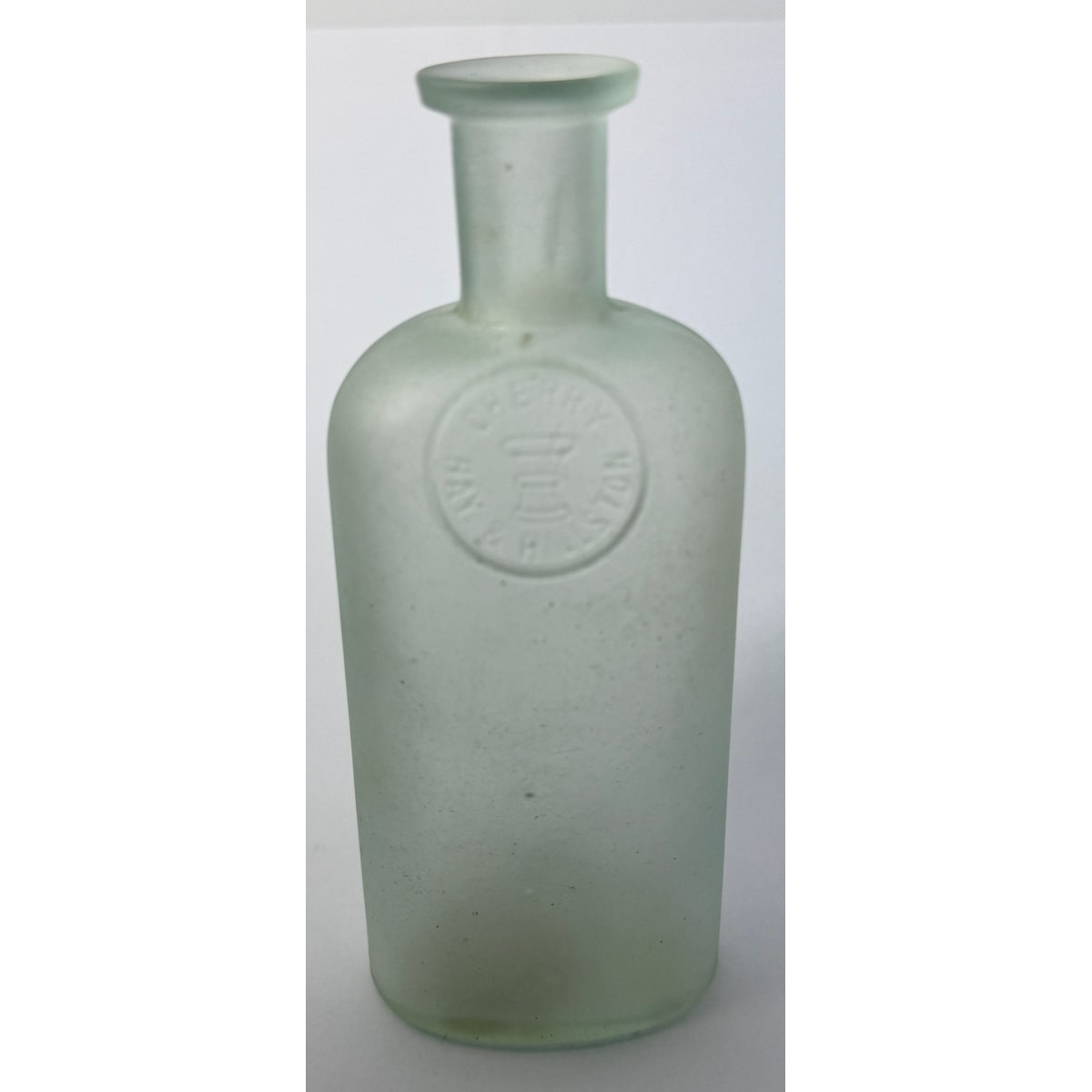 Chemist. Cherry, Hay & Hillston. Mortar & Pestle. Moulded Seal oval shape. Aqua. 6 oz. 151 mm. (New South Wales)