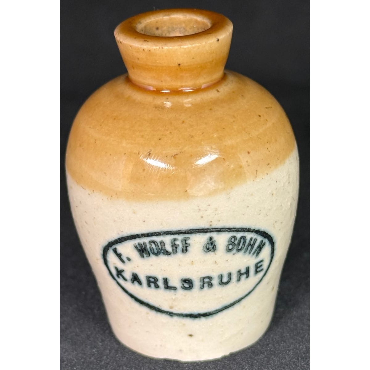 Miniature Demijohn. Perfume. F. Wolff & Sohn, Karlsruhe. Bristol Glaze. 53 mm.