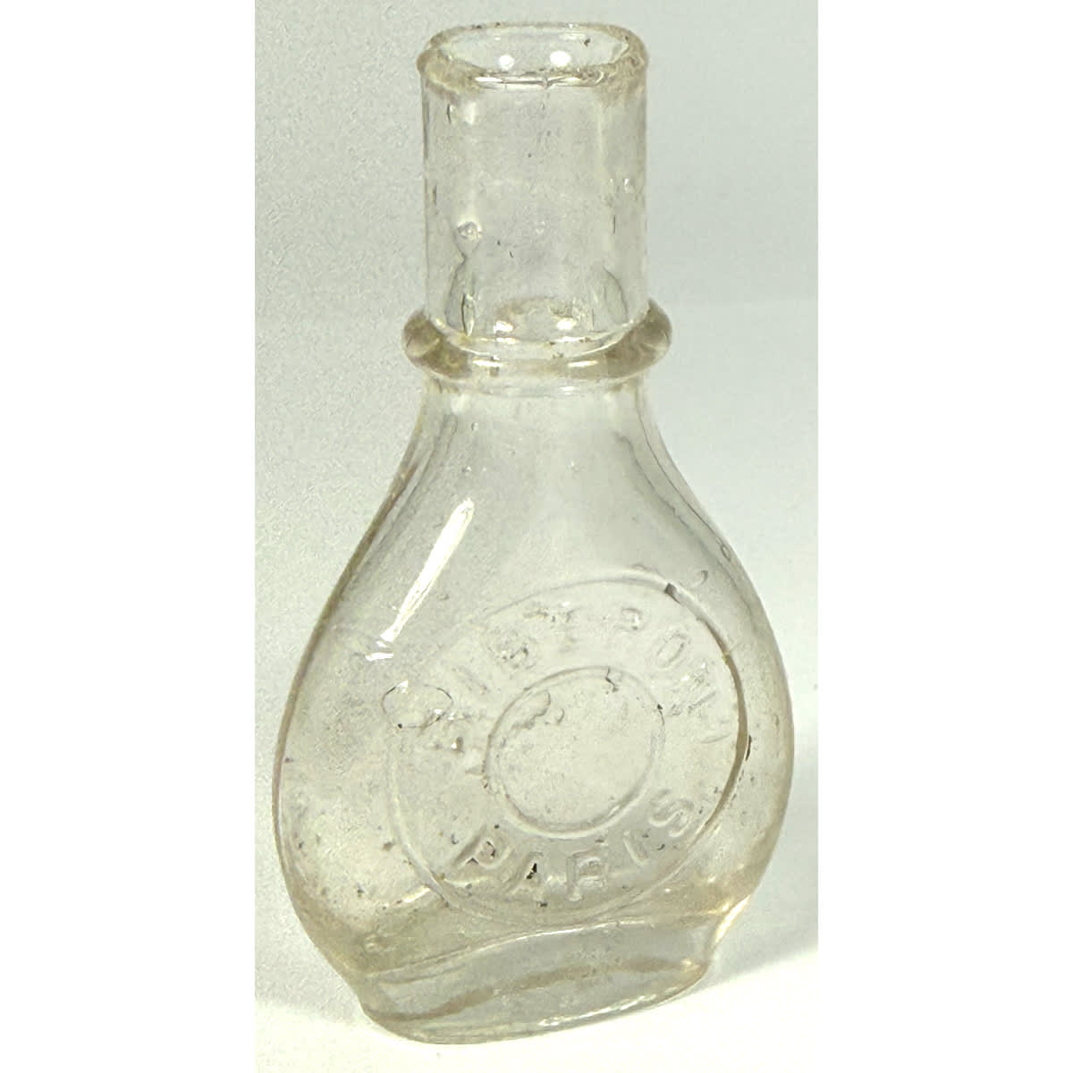 Sample or Dolls Baby Feeder. Biberon, Paris. Clear. Shear lip. 1 oz. 67 mm.