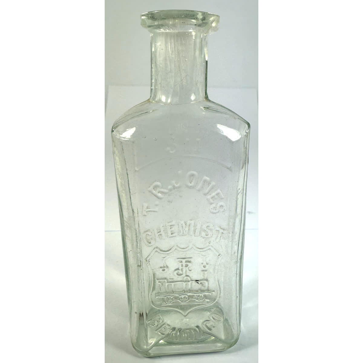 Chemist. T. R. Jones, Bendigo. Scales & Train. M base mark. 2 oz. 119 mm. (Victoria)