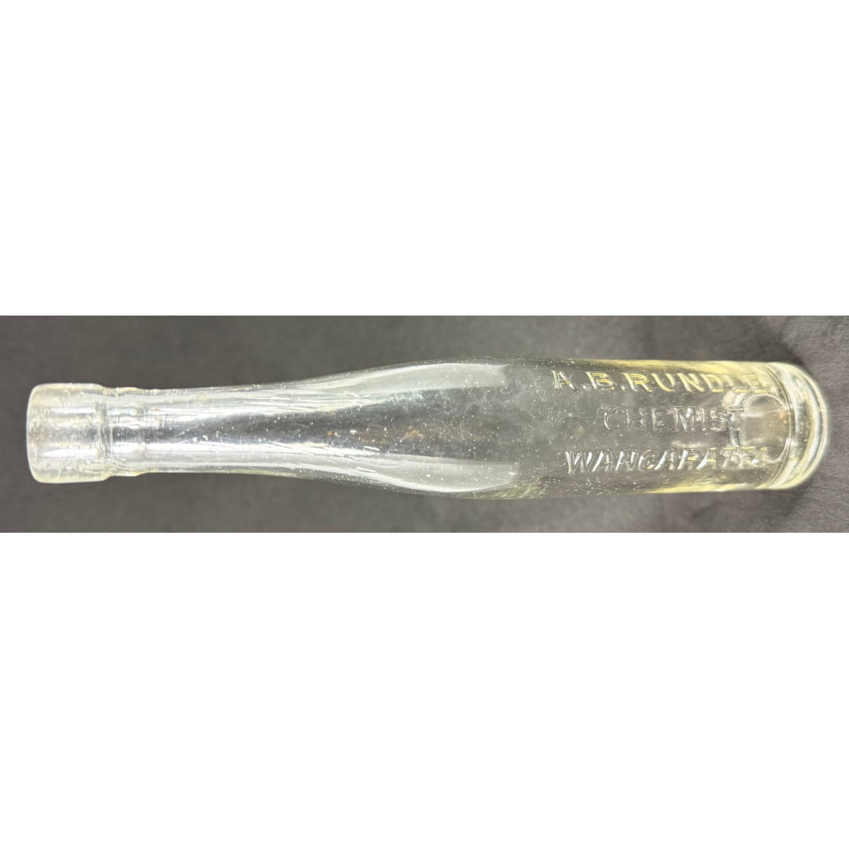 Chemist. A. B. Rundle, Wangaratta. AGM Base. Medicinal Oil / Castor Oil. Clear. About 3 oz. 194 mm. (Victoria)