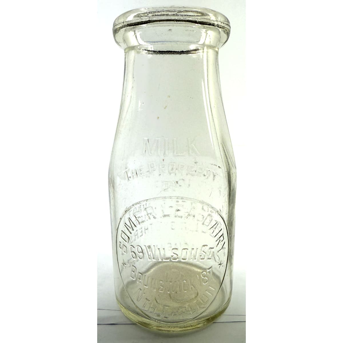 Milk. Somerlea Dairy, Wilson St., North Carlton. 1/2 Pint. 146 mm. Base Number: 192. (Victoria)