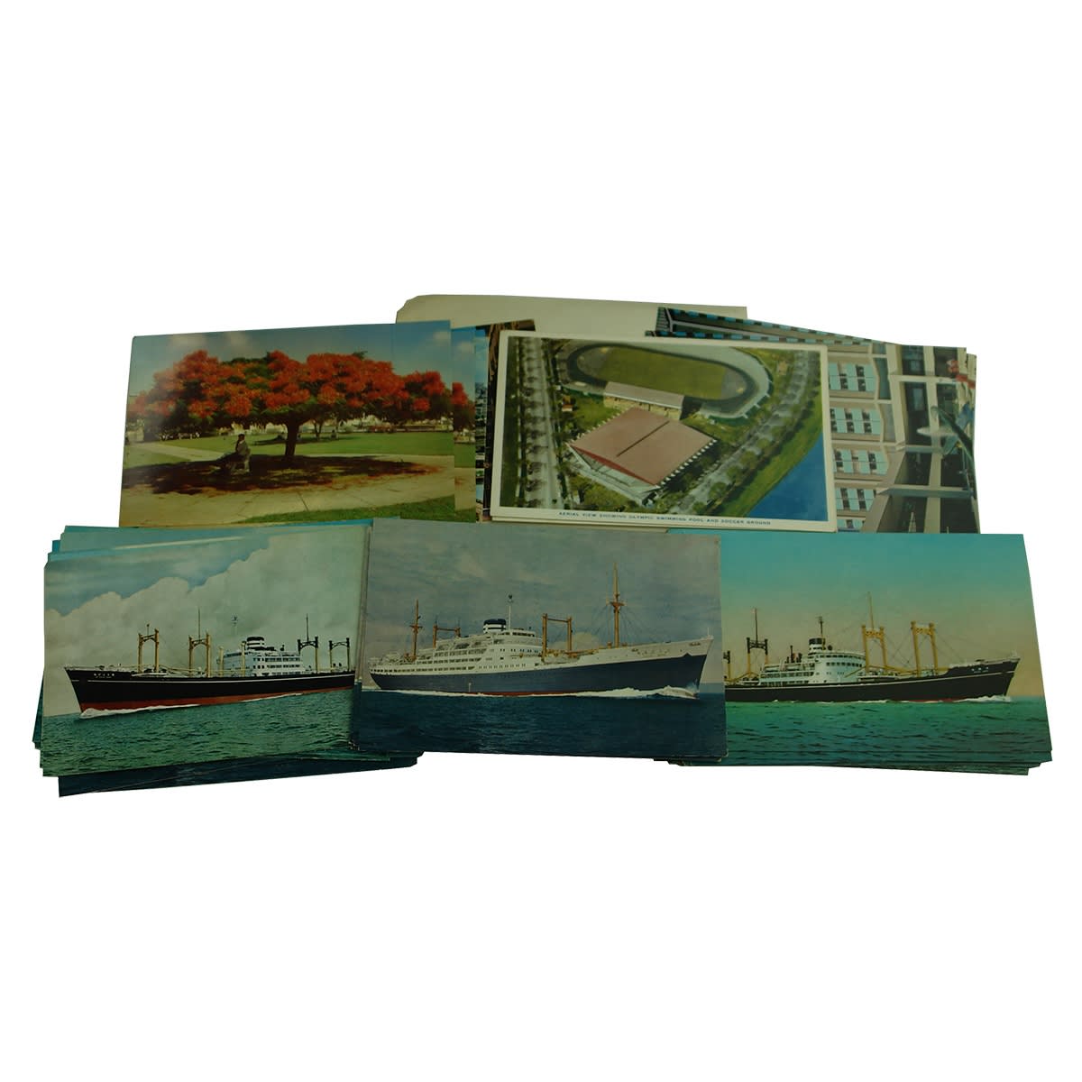 40 plus Postcards. 30 odd from O. S. K Line featuring ships (only about 4 different cards with multiples of each); Melbourne, Brisbane and an Adelaide scene.