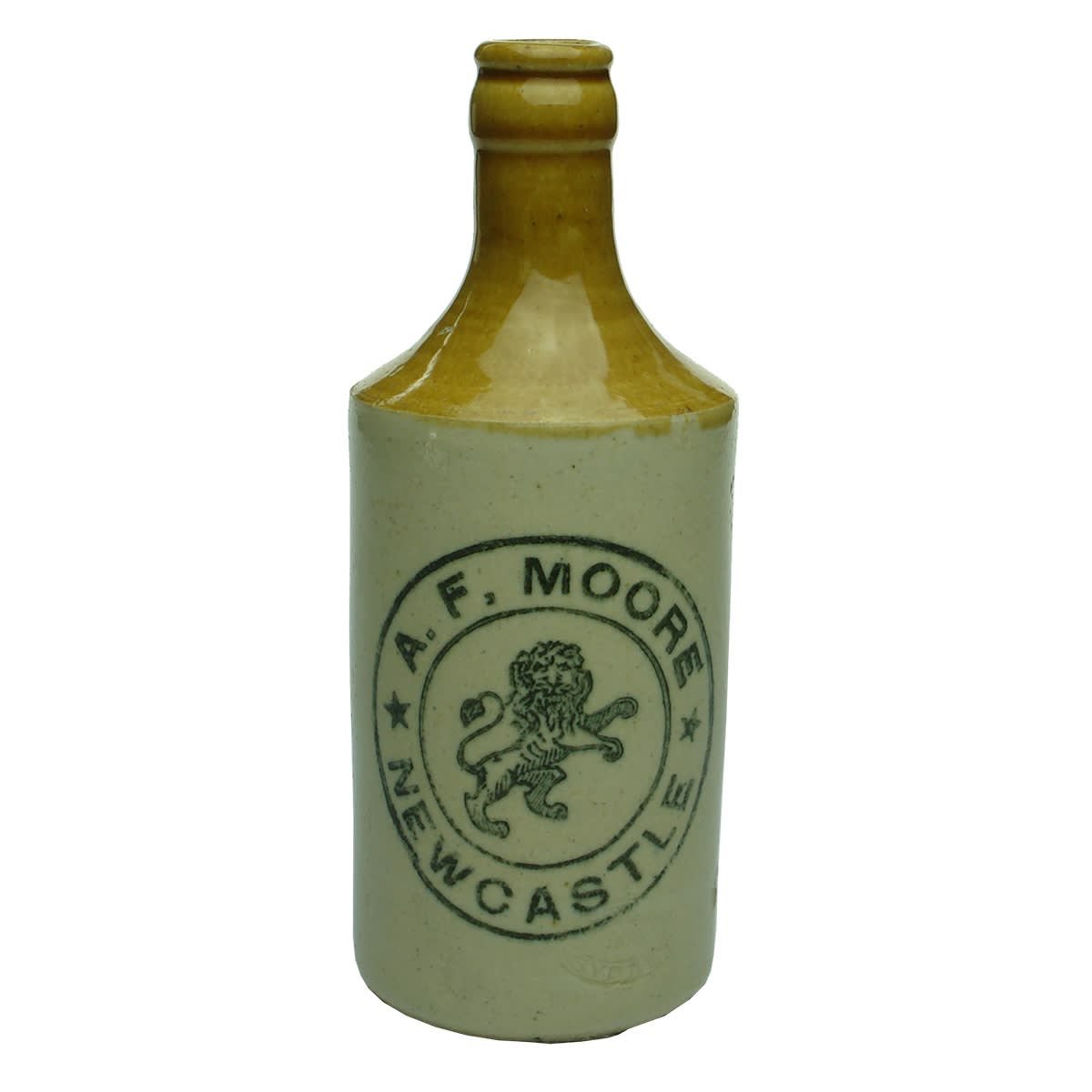 Ginger Beer. A. F. Moore, Newcastle. Crown Seal. Mauri Bros. & Thomson. (New South Wales)