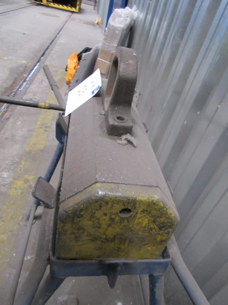 381-2.JPG