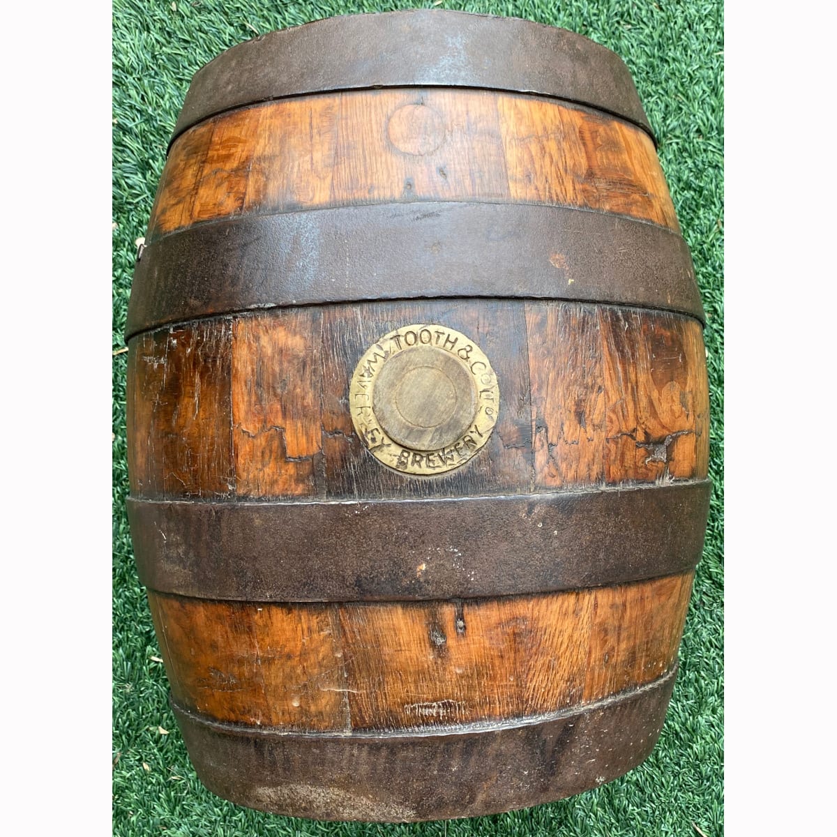 Beer Barrel. Tooth & Co Ltd Waverley Brewery. (Sydney, New South Wales)