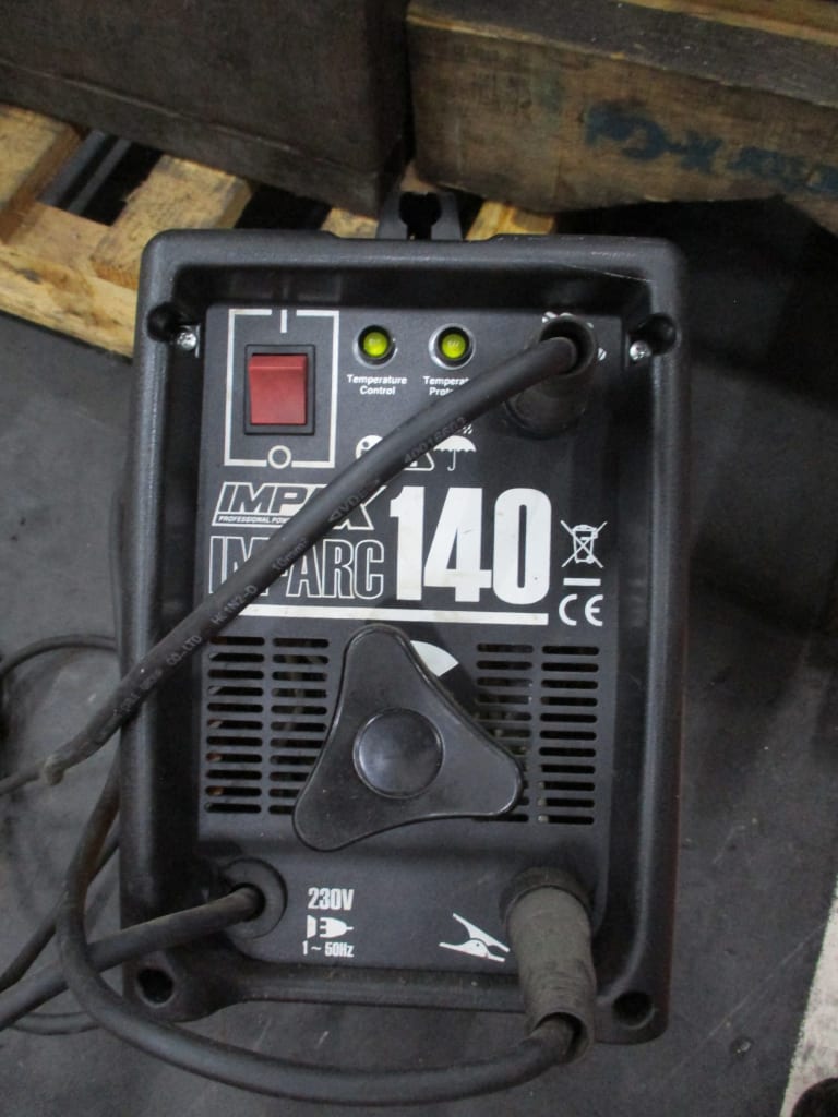 190-1.JPG