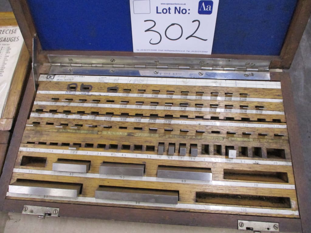 302-1.JPG