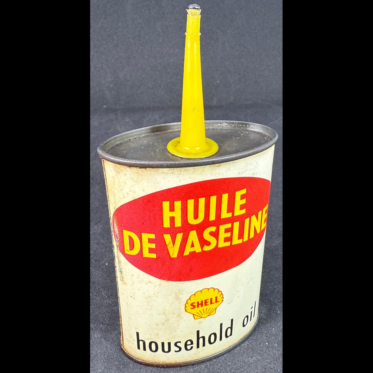 Household Oiler. Shell Household Oil. Huile de Vaseline. French.