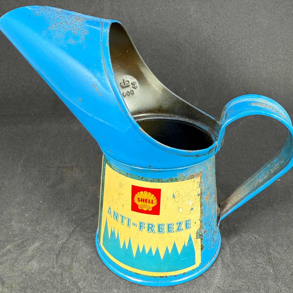 Tin Pouring Jug & Measure. Shell Anti-Freeze. Half Pint.