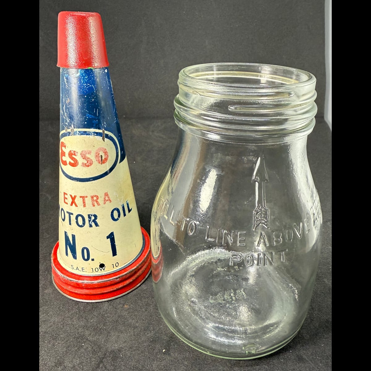 Tin oil top pourer. Esso. Motor Oil No 1. SAE 10 W. Generic Pint Bottle.