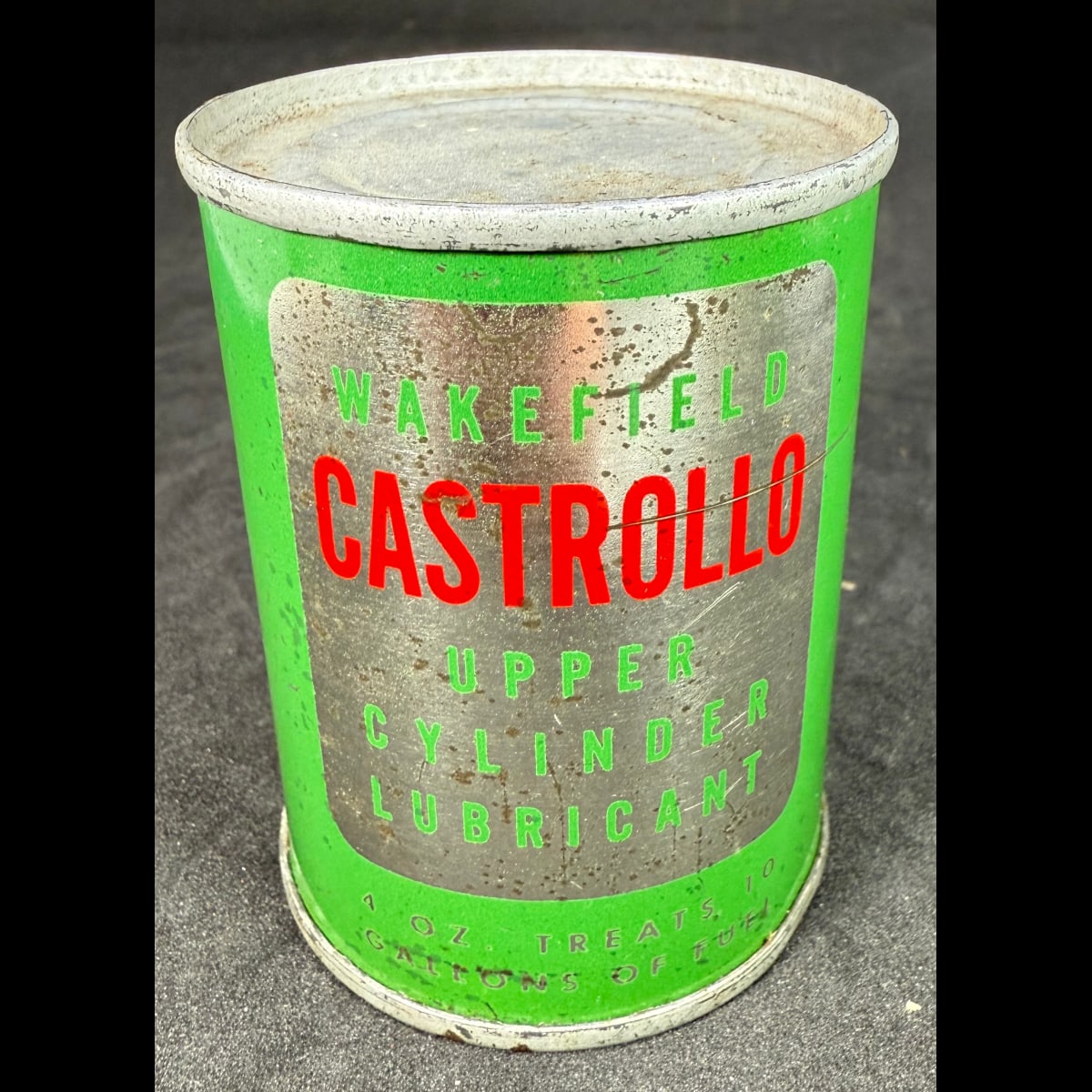 Tin. Wakefield Castrollo Upper Cylinder Lubricant. Castrol Oils (Canada) Ltd. 4 oz. Montreal Toronto Vancouver. Container & Product made in Canada. (Not for standard post due to contents. Winning bidder will have to make other arrangements to collect)