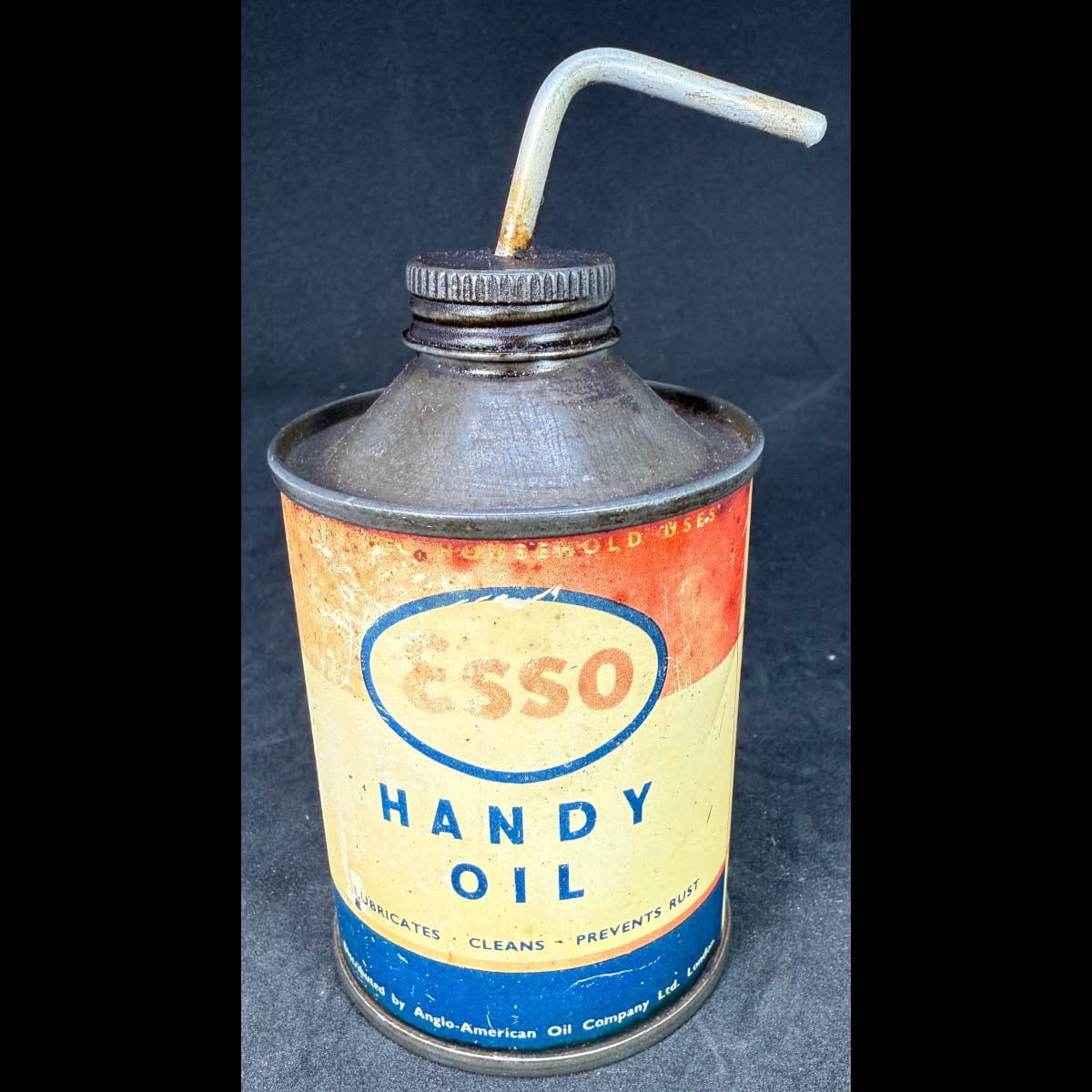 Oil tin. Oiler. Esso Handy Oil. Anglo American Oil Company Ltd London.